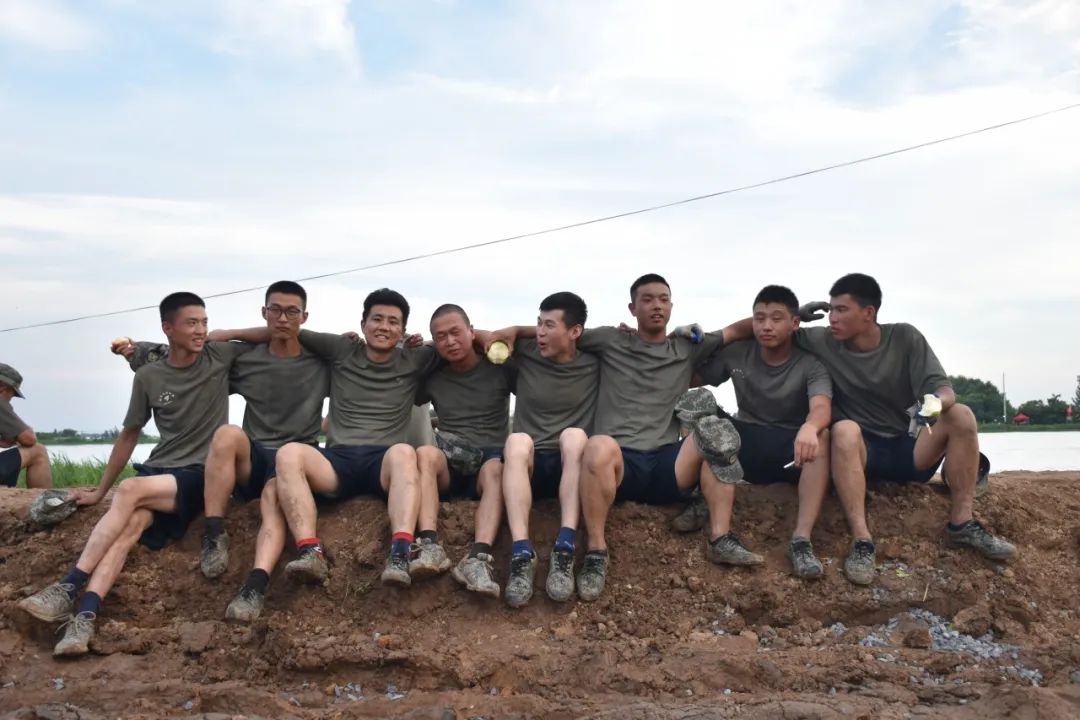 I:迅雷下载学生 党员临时图片8.jpg I:迅雷下载学生 党员临时图片8.jpg